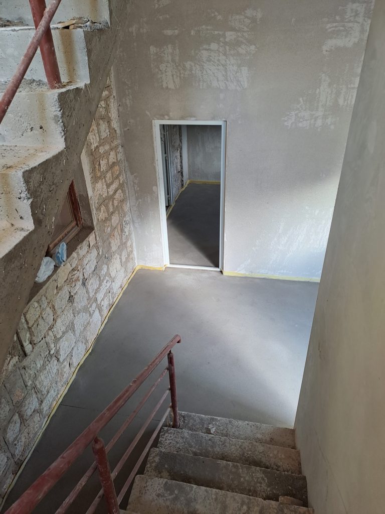 interjer_doma_3.jpg - 111,88 kB
